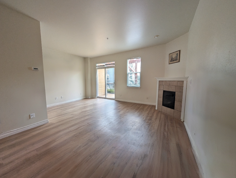 9053 161st Ct Ne - Photo 2 of 18