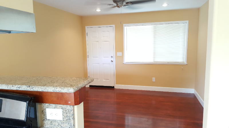 1621 Hobson Ave - Photo 5 of 16