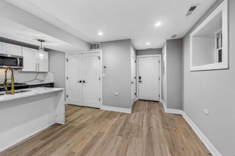 2451 N Albany Ave #G - Photo 3 of 11