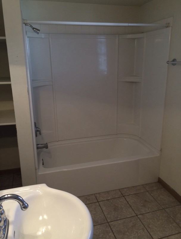 1611 Charles St - Photo 6 of 11