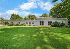 701 Locust Pl - Photo 1 of 1