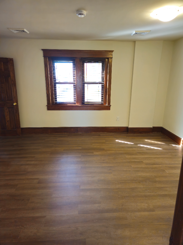 3124 William Penn Hwy #2ndFLAPT - Photo 6 of 11