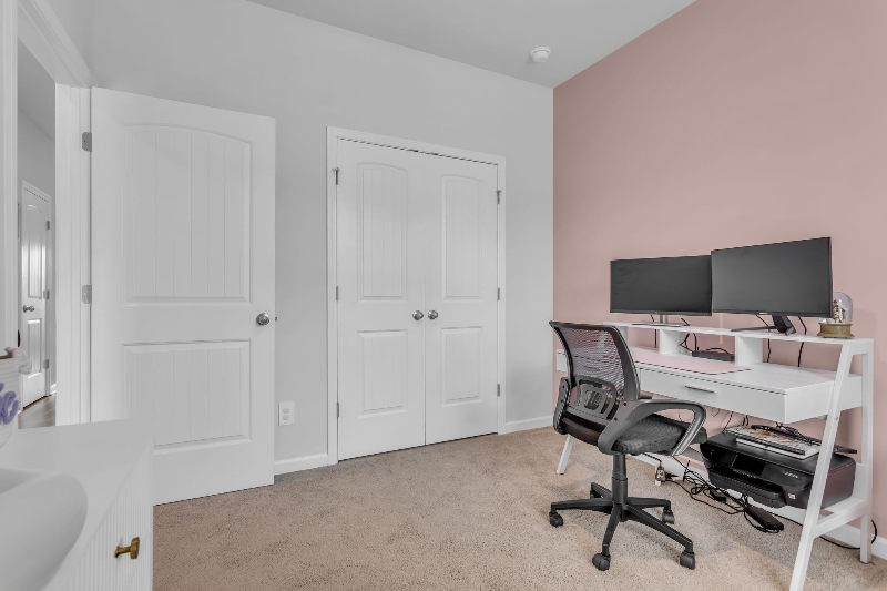 1301 Walker Way - Photo 6 of 11