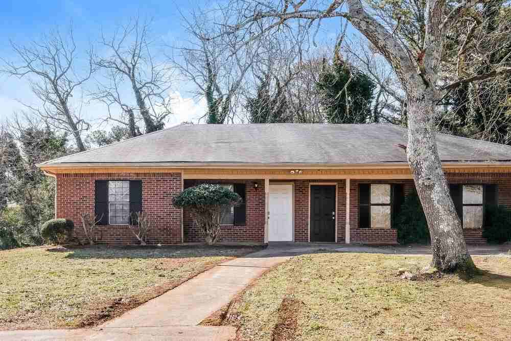 318 Freeport Dr - Photo 3 of 16