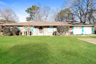 1012 E Northside Dr - Photo 1 of 1