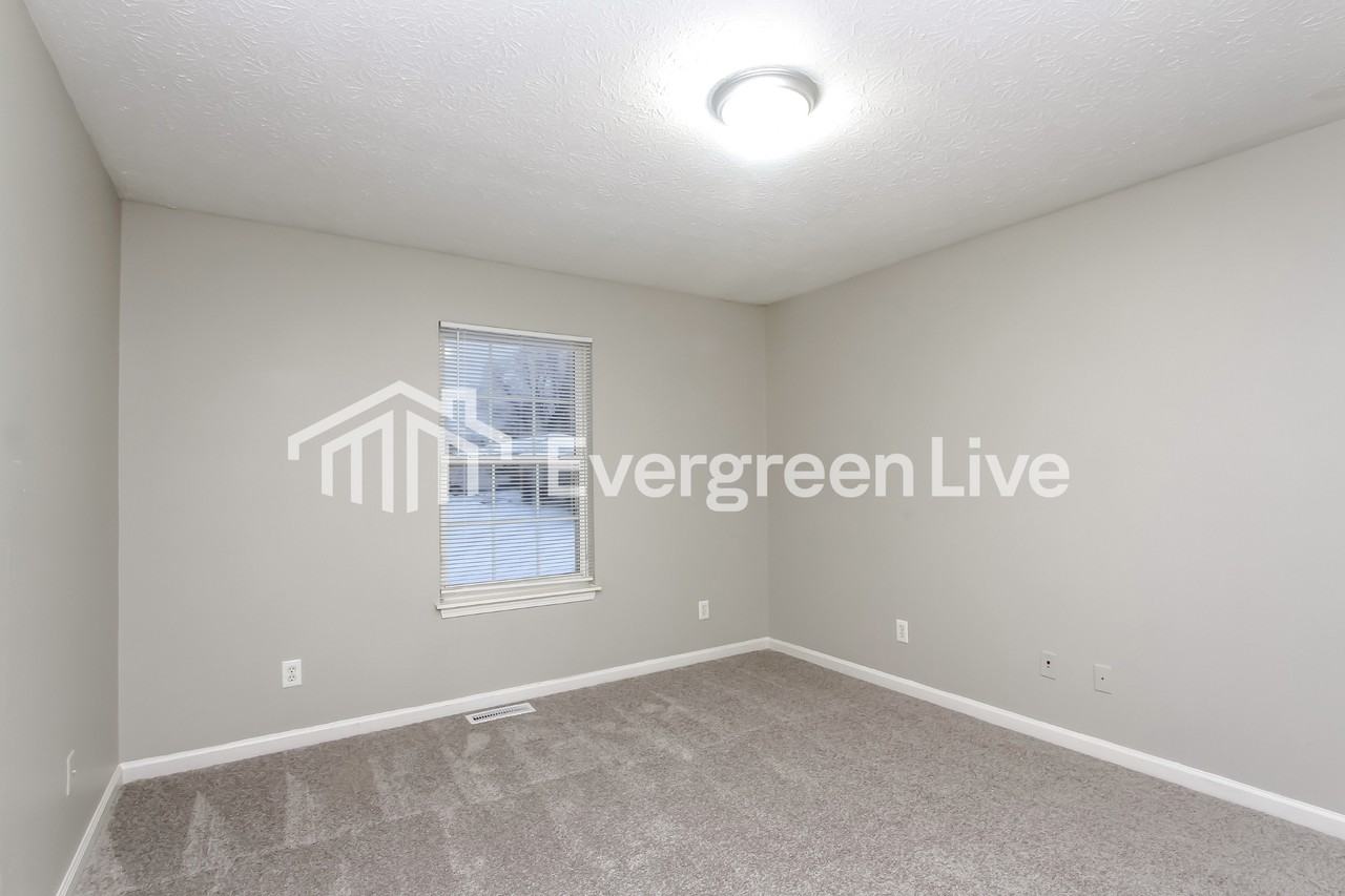 7458 Sharzad Pl - Photo 7 of 15