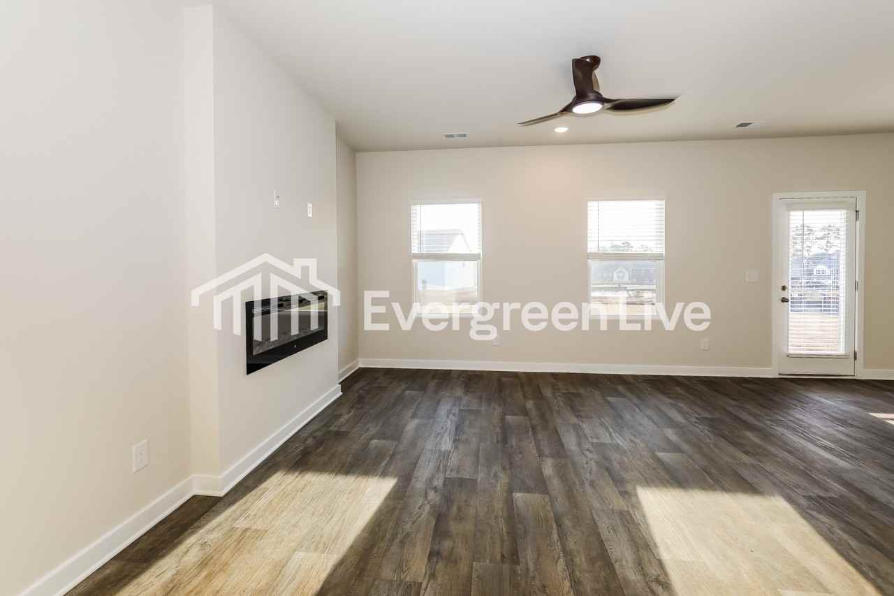 1672 Fuma Leaf Way - Photo 3 of 16
