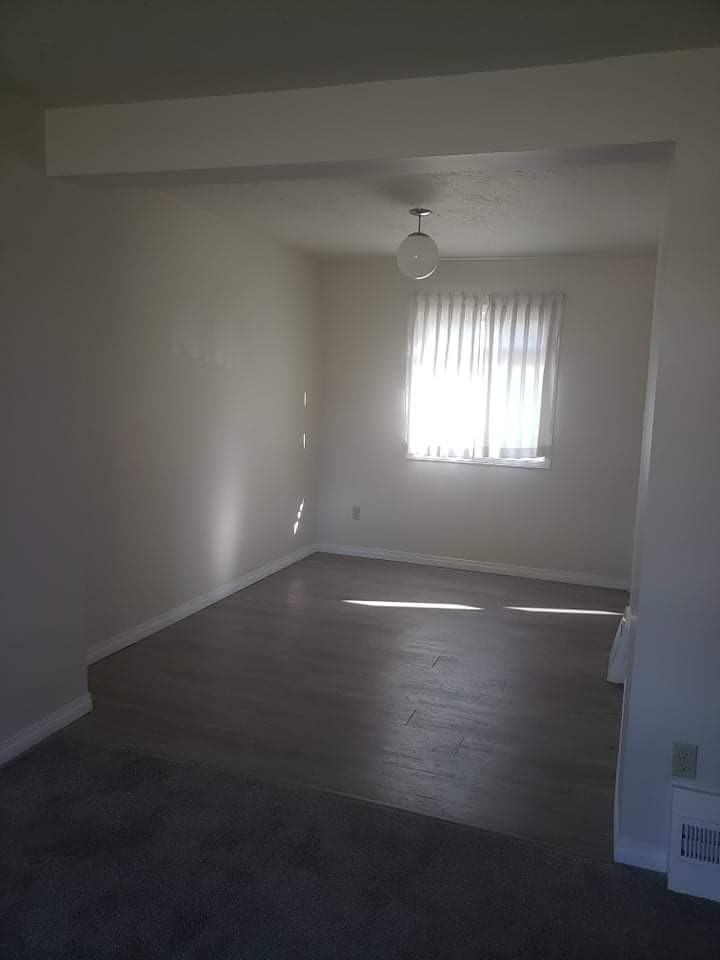 Fort Townhomes - 10501 98 Avenue - Photo 7 of 11