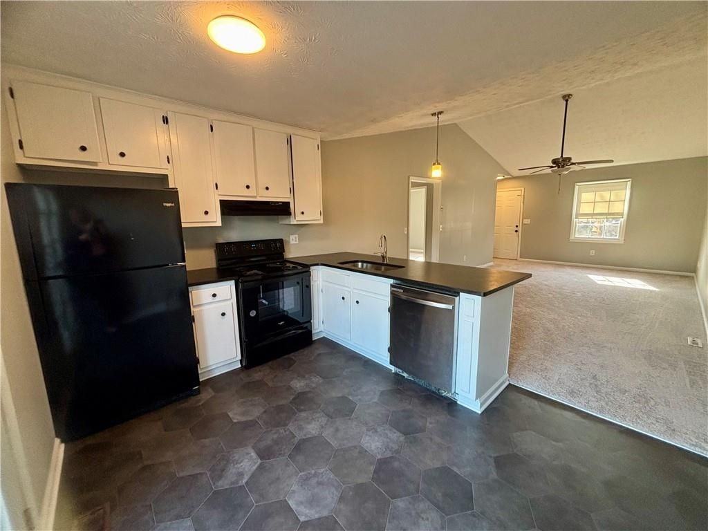 22 Penny Ln ##2 - Photo 6 of 12