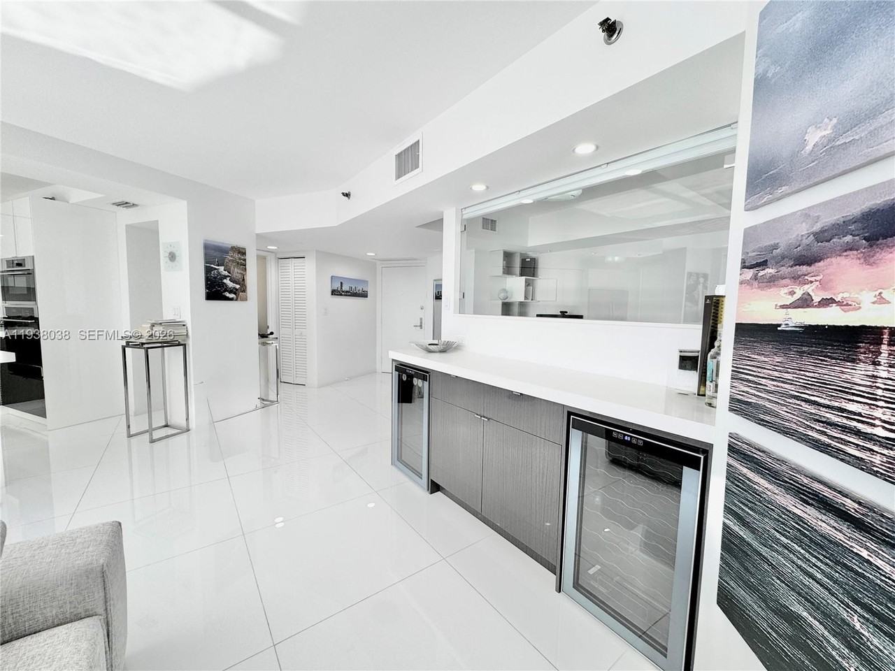 3600 Mystic Pointe Drive #1115 - Photo 4 of 31