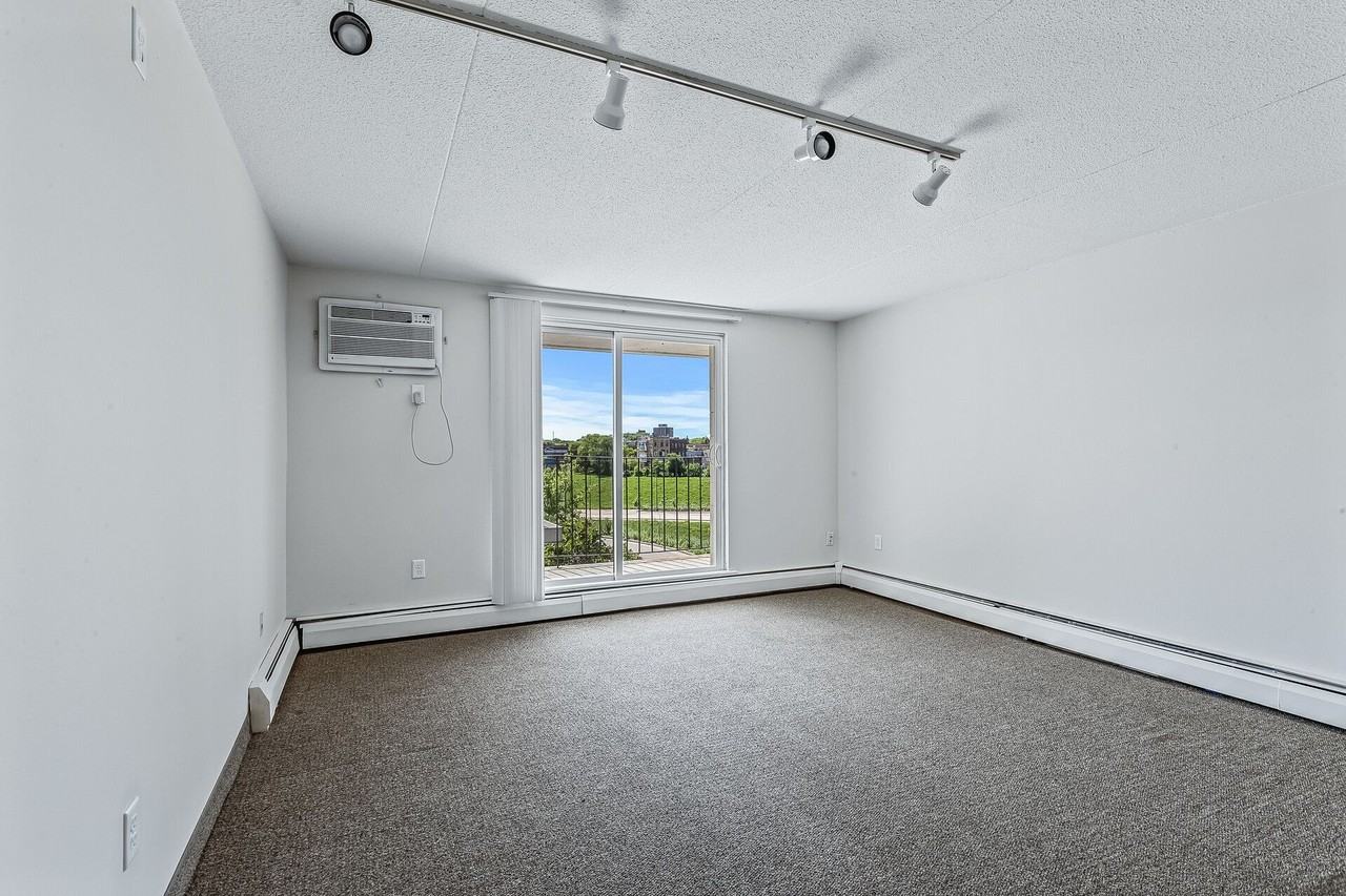 Studios at 7 Corners - Photo 6 of 50