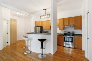 1410 2 St Sw - Photo 1 of 1