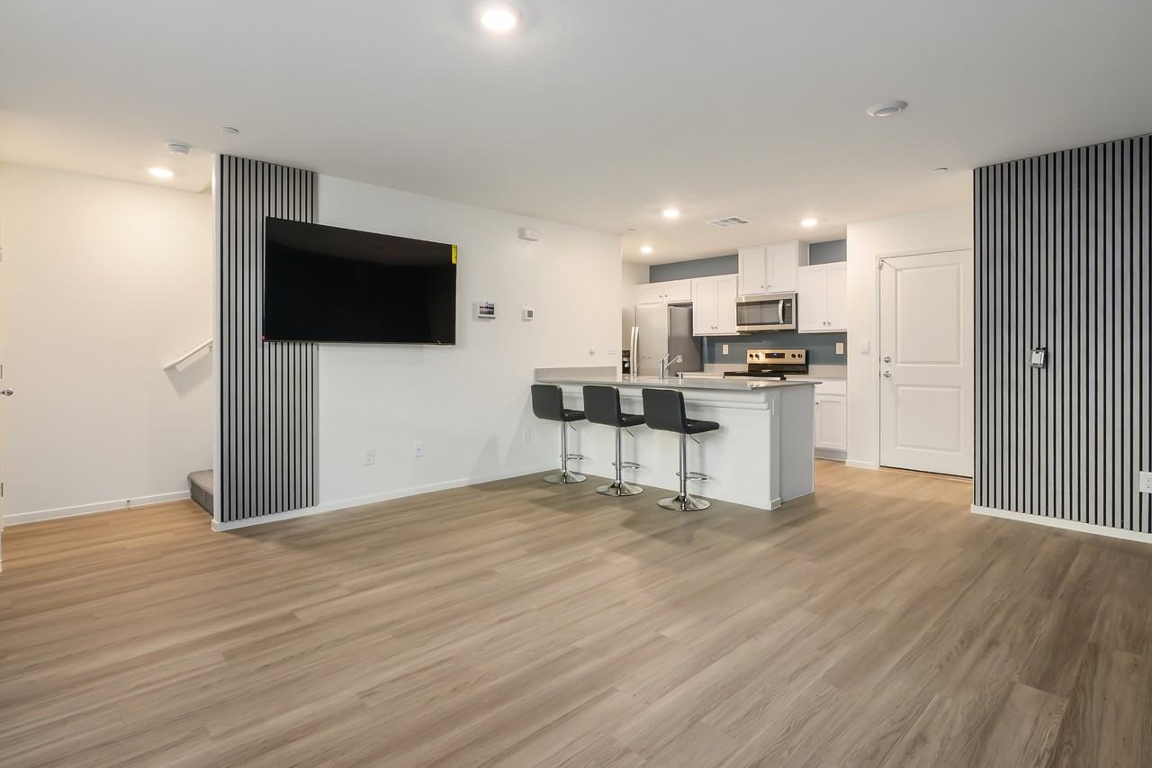 6953 Ashton Ridge St #1 - Photo 3 of 50