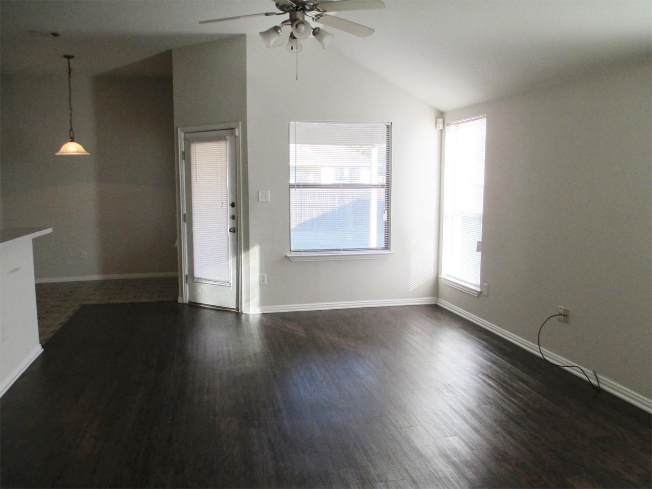 2111 Ragland Rd #2111 - Photo 2 of 10