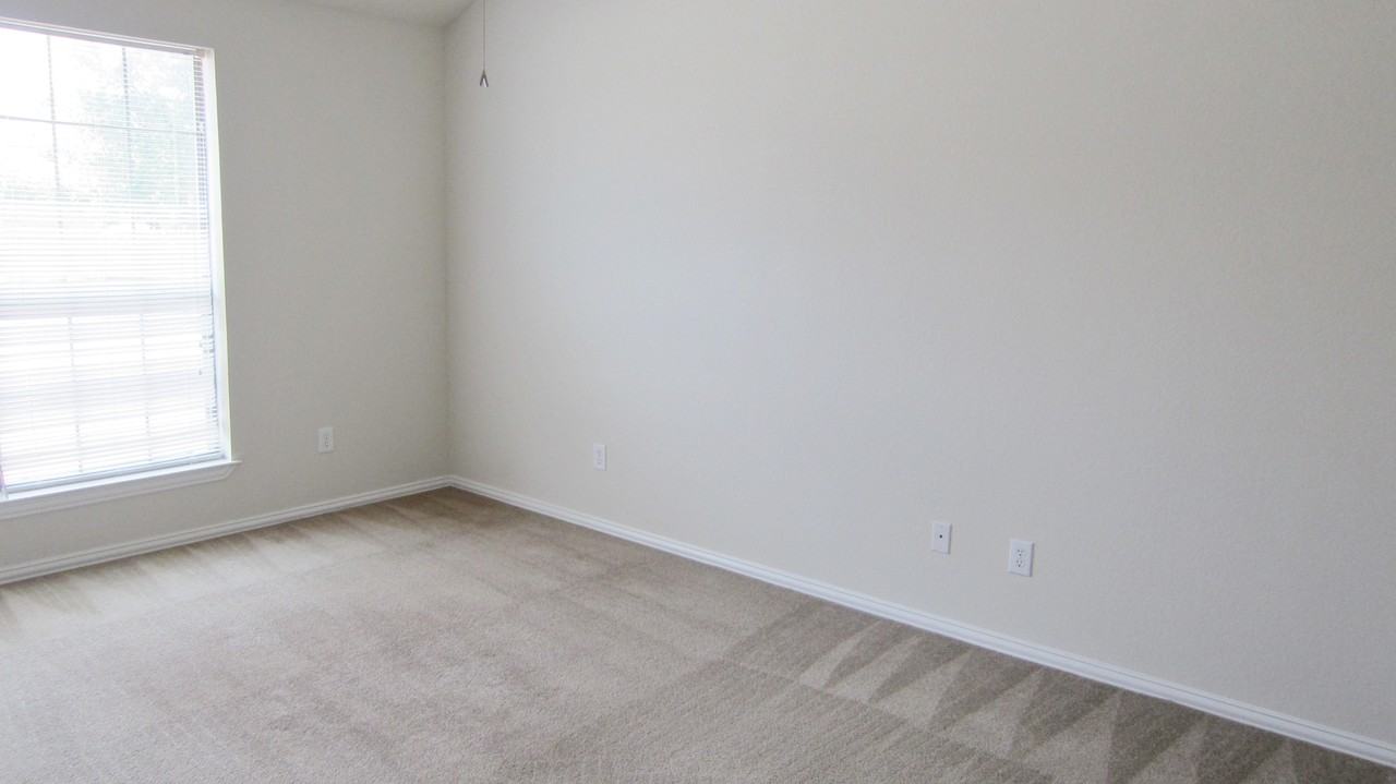 2111 Ragland Rd #2111 - Photo 7 of 10