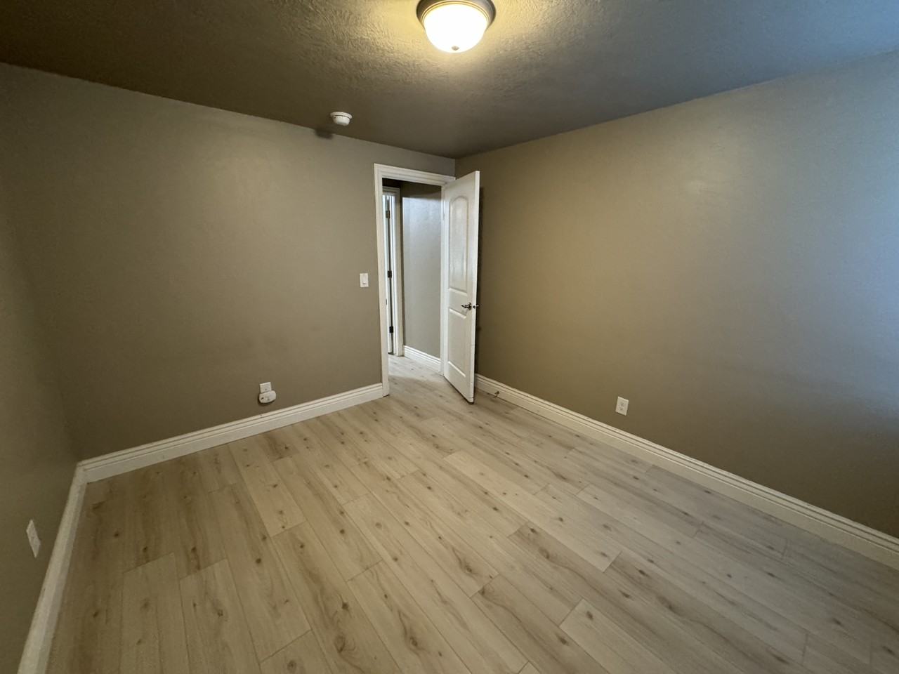162 Ranch Rd Bsmt #BS - Photo 3 of 14
