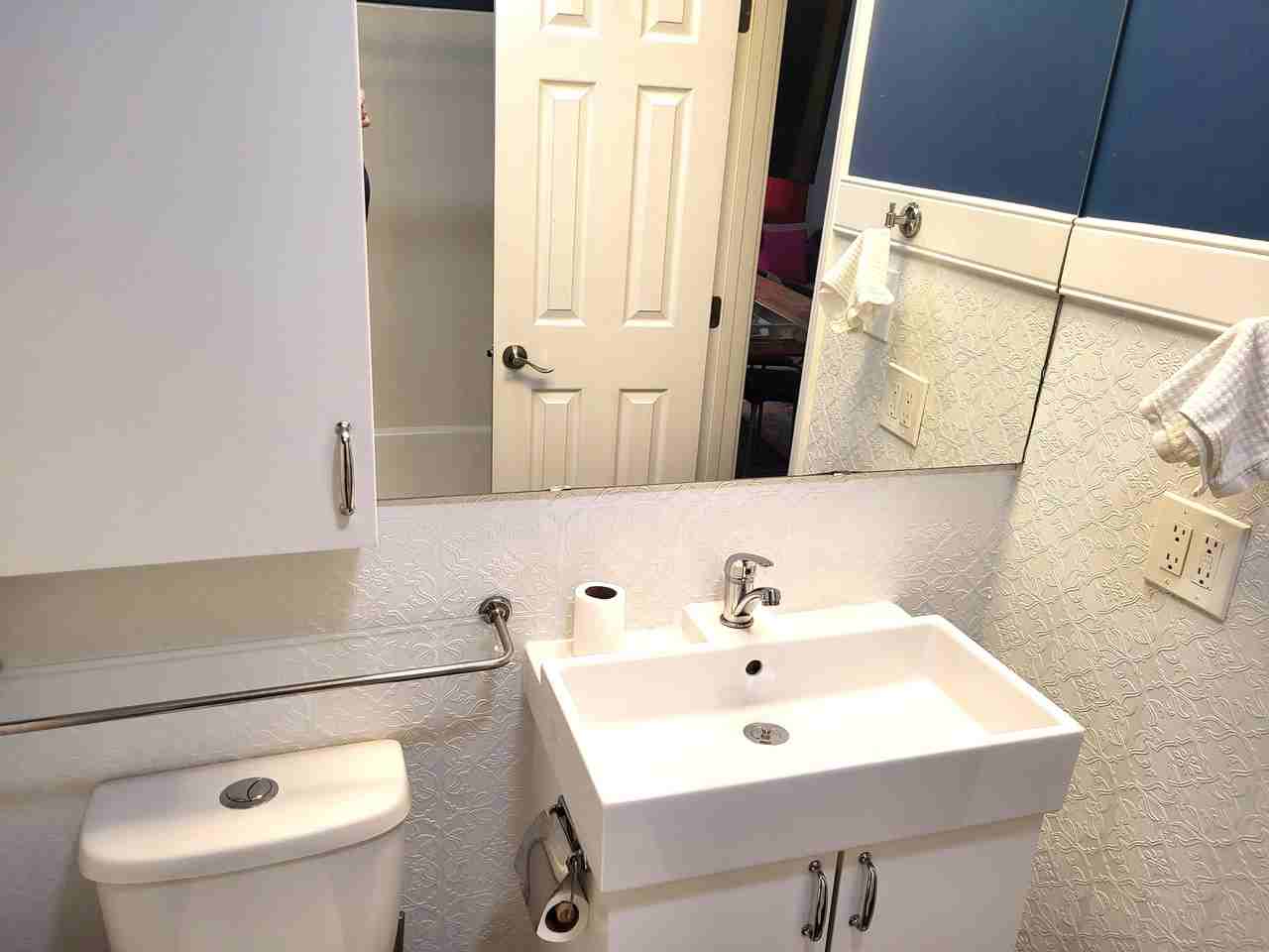 815 Clay St #A - Photo 7 of 11