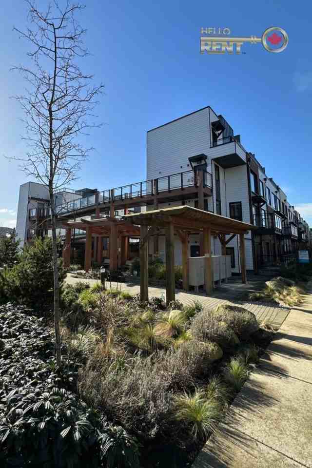 555 East 2nd Street #155 - Photo 4 of 24