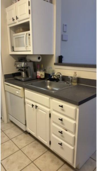 6435 Manhattan Village Ave #205 - Photo 5 of 9