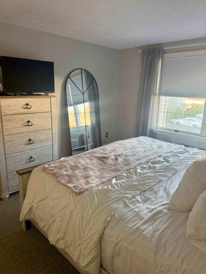 1801 Post Road #171 - Photo 4 of 16