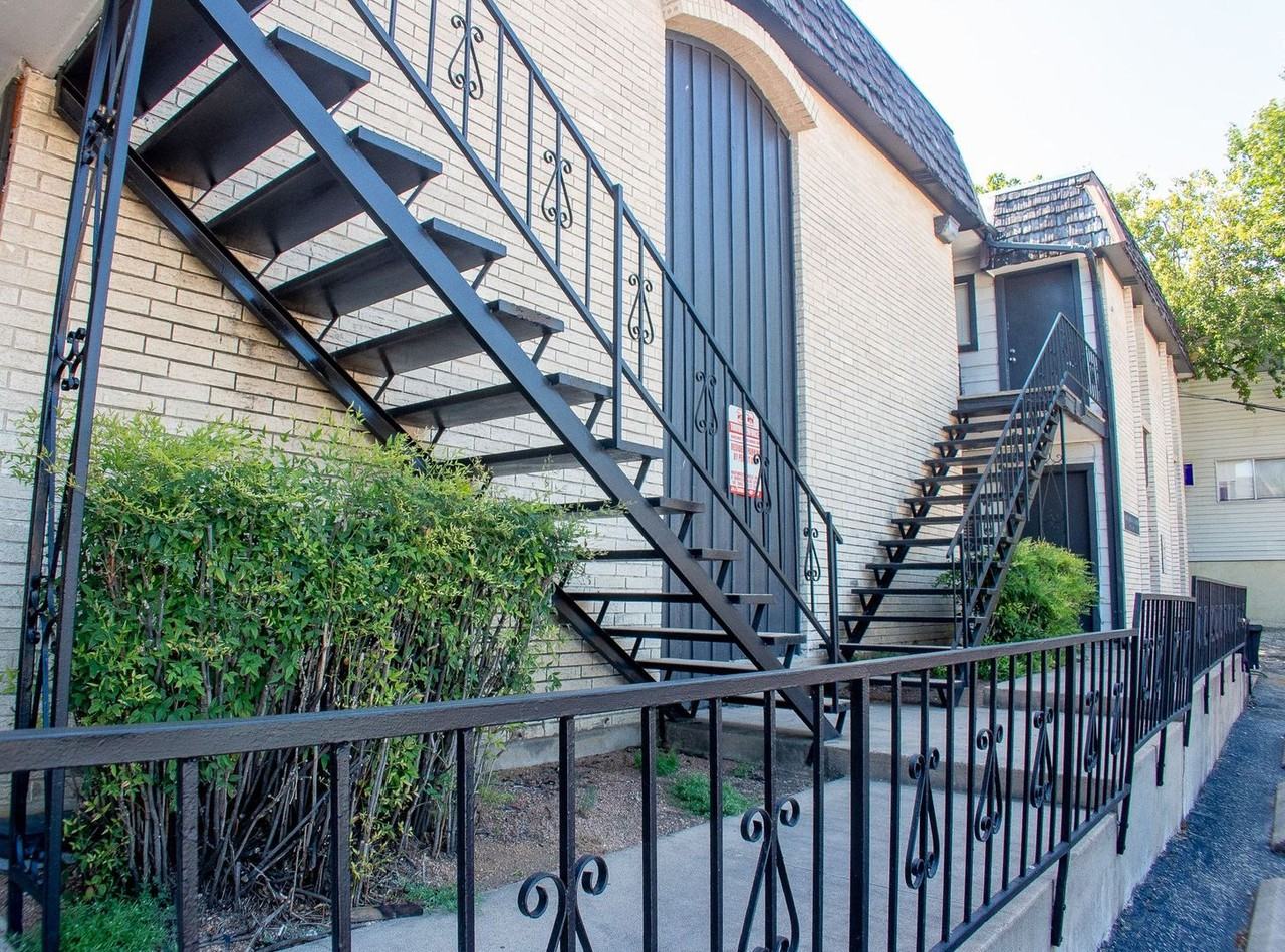 Red River Place Apartments - Photo 3 of 25