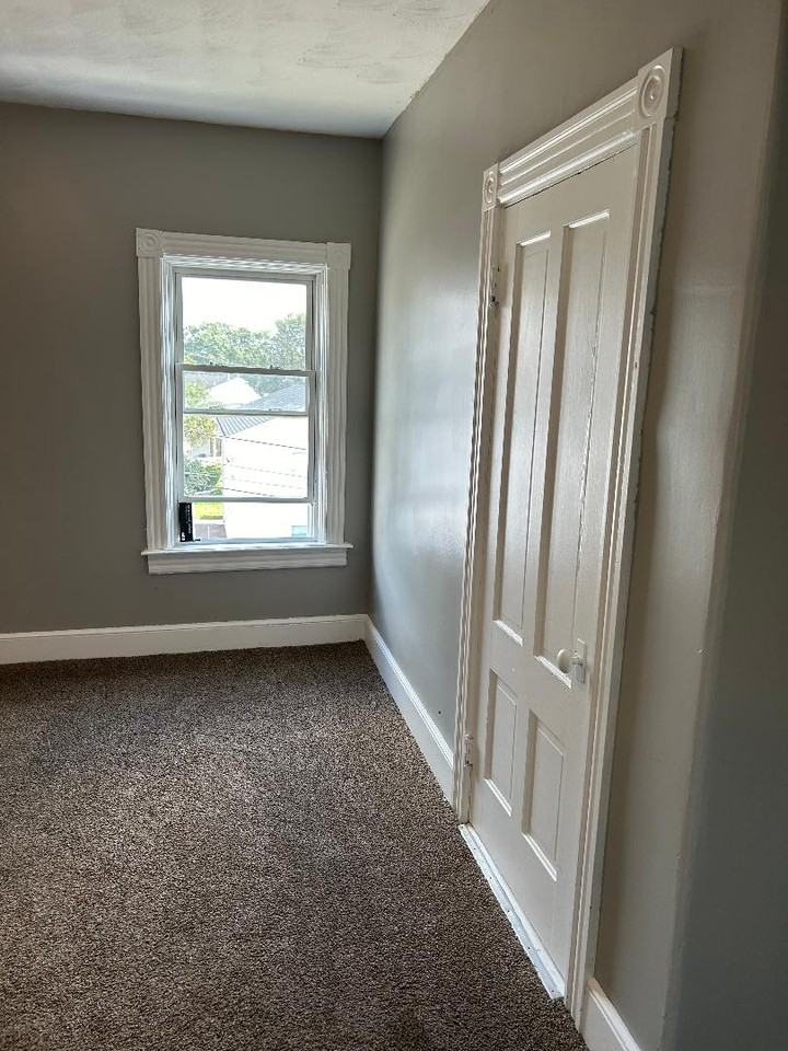 38 Woodland St #3 - Photo 3 of 12