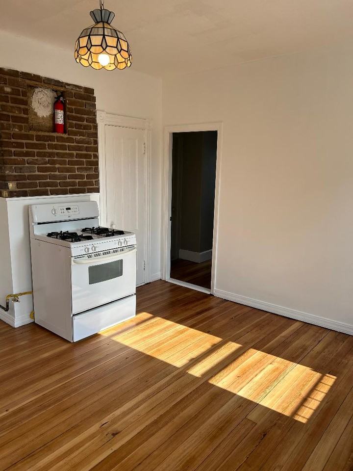 38 Woodland St #3 - Photo 7 of 12