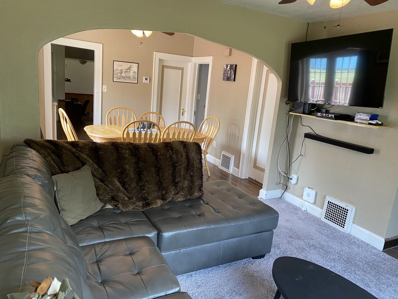 2617 Maple Ave Ne #NA - Photo 6 of 49