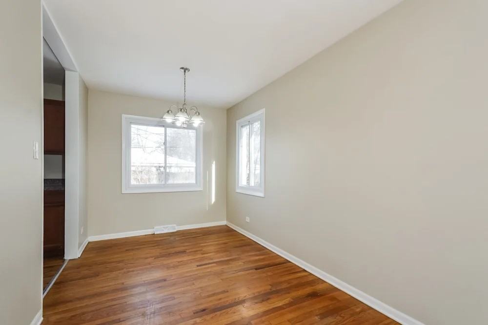 712 W James St #NA - Photo 3 of 6