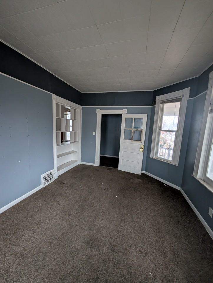 721 E Mcclure Ave #NA - Photo 5 of 9