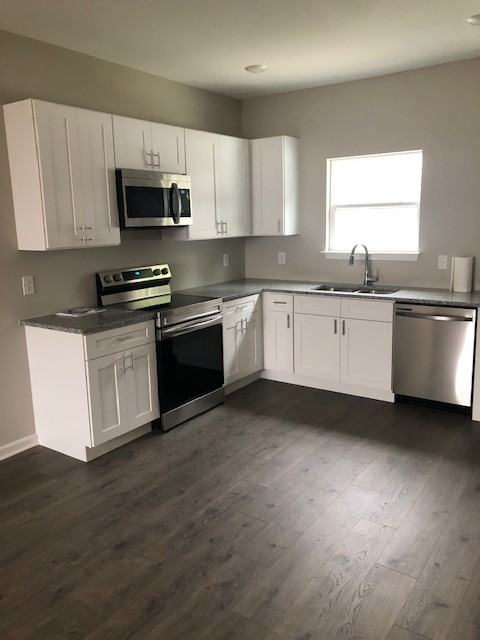 413 Carol Dr #NA - Photo 3 of 10