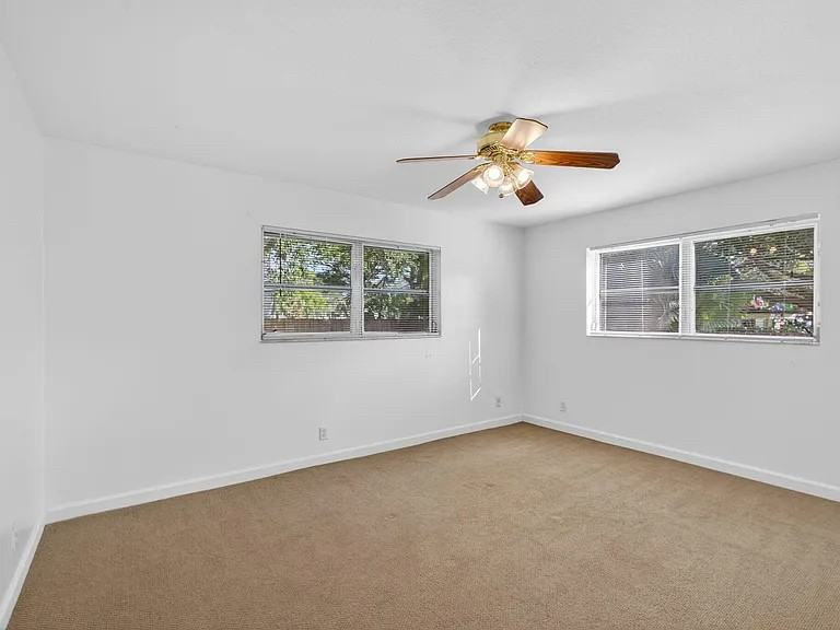 10330 N Military Trl #3A - Photo 5 of 15