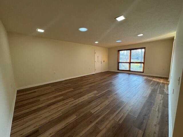 1456 Nottingham Dr Se - Photo 7 of 37