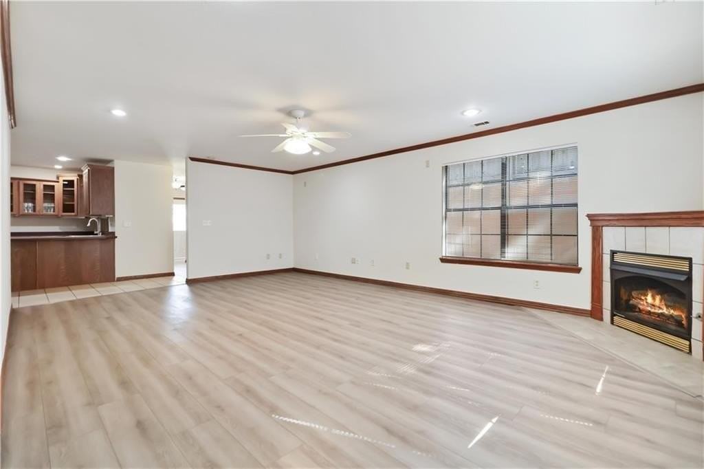 2915 E Sterling Ct - Photo 7 of 31