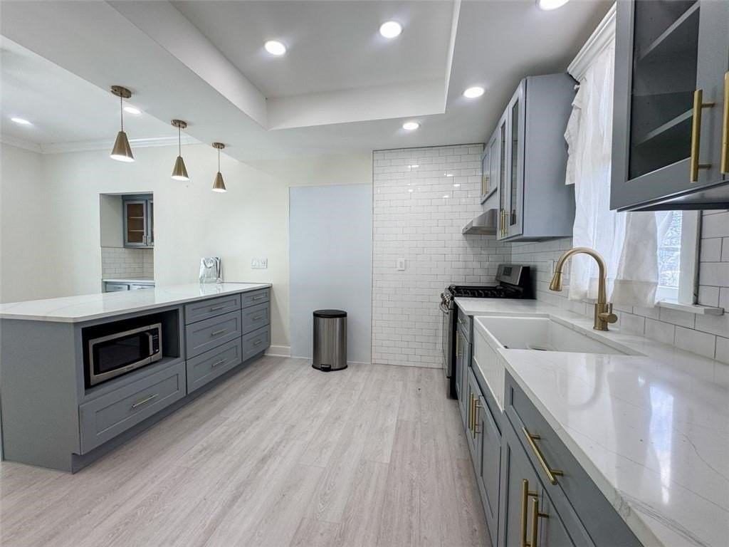 41 W Buffalo St - Photo 4 of 40