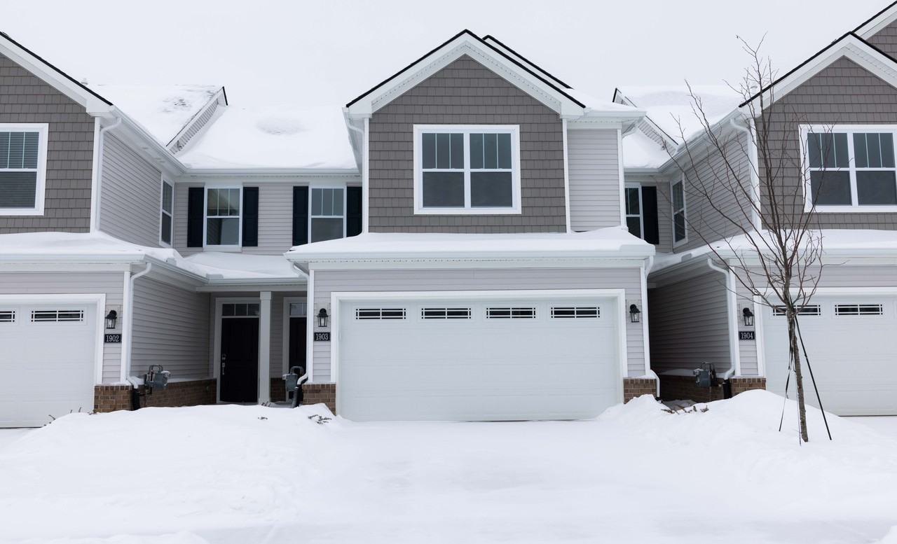 1903 Saltsprings Dr - Photo 2 of 30