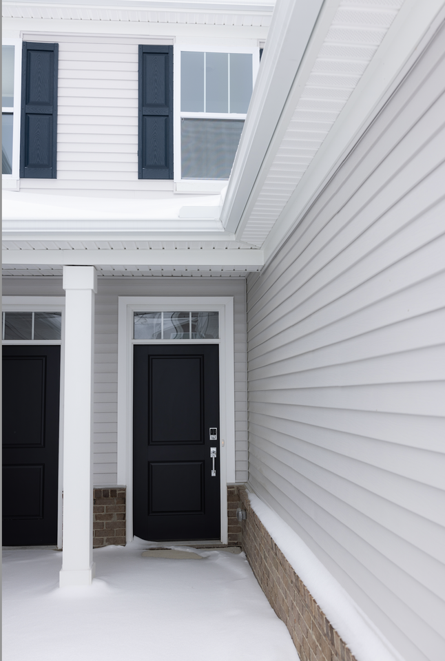 1903 Saltsprings Dr - Photo 3 of 30