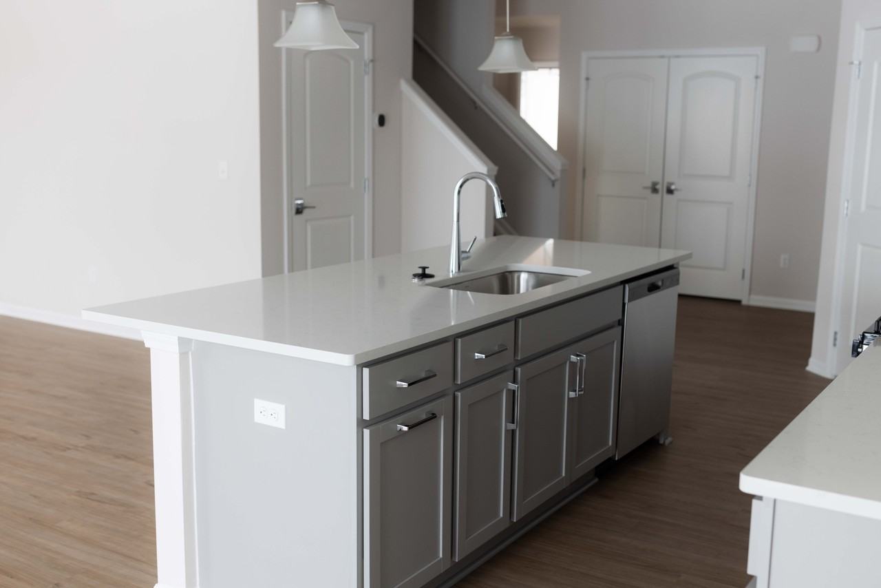 1903 Saltsprings Dr - Photo 7 of 30