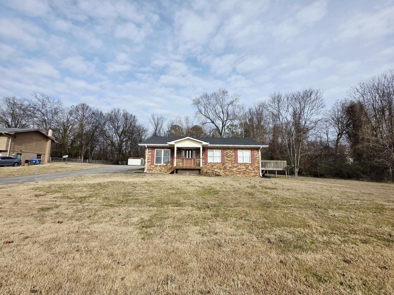 7425 Igou Gap Rd - Photo 2 of 24