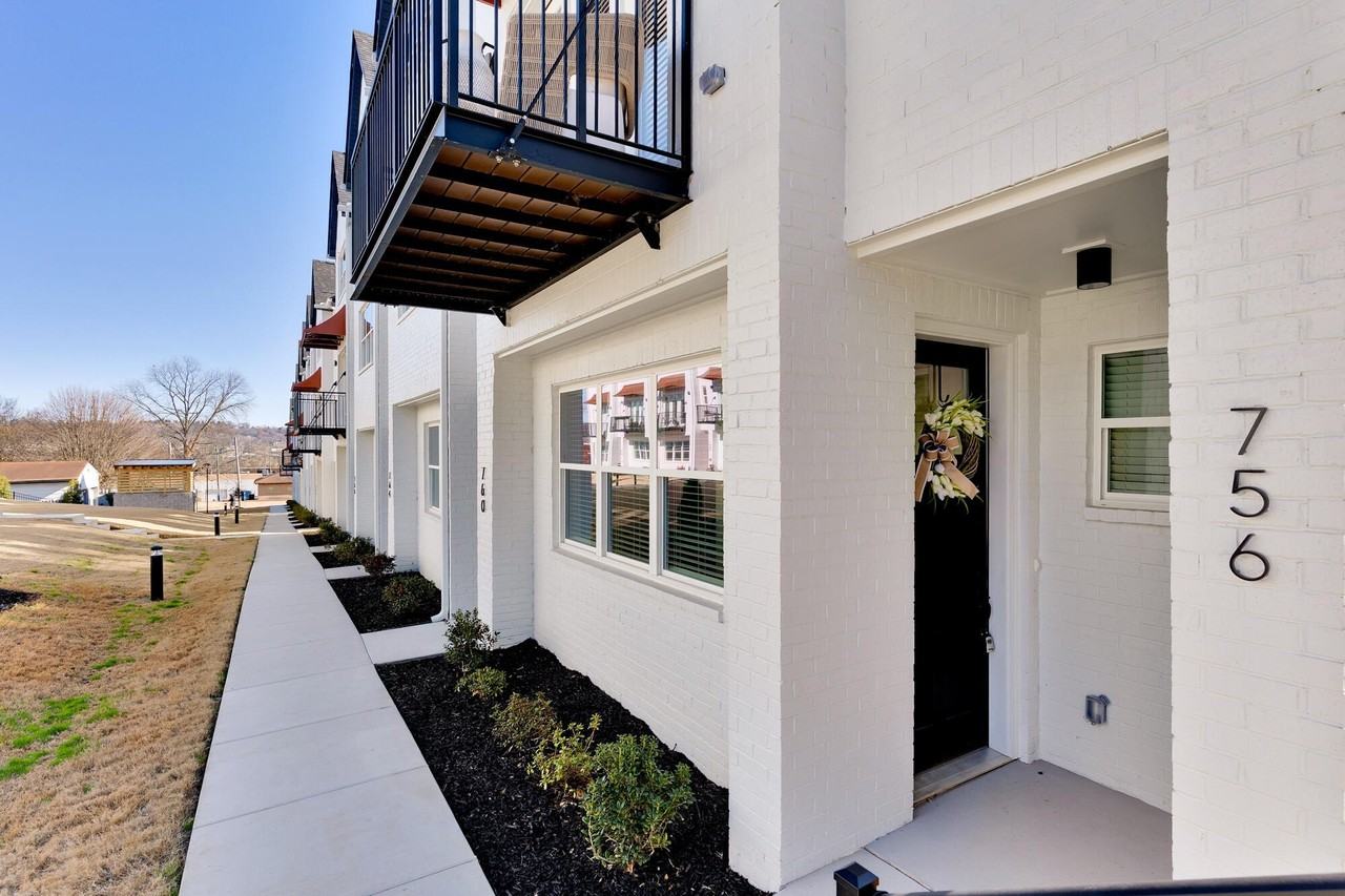 756 Bespoke Way - Photo 2 of 30