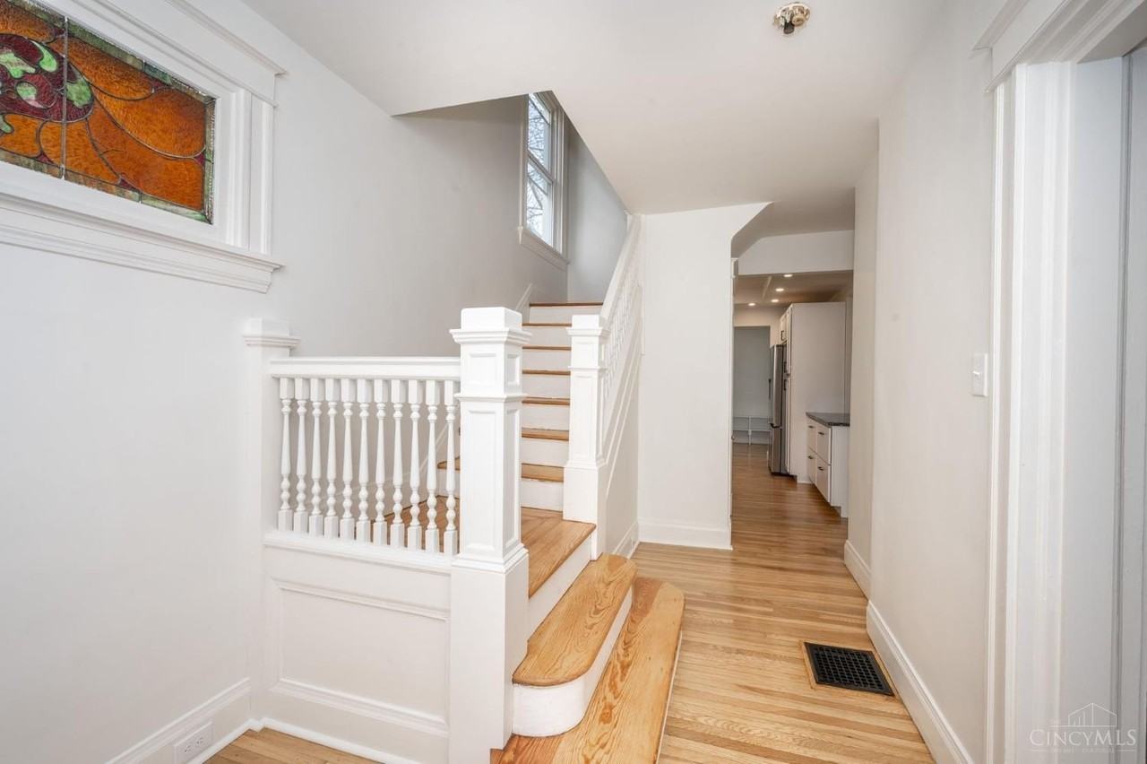 4216 Brownway Ave - Photo 5 of 47