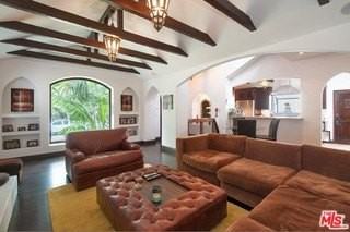 9031 Rosewood Ave - Photo 6 of 14