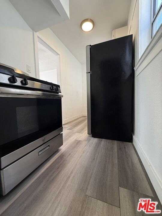 2235 W 14th St Unit 1/4 #1-4 - Photo 5 of 8