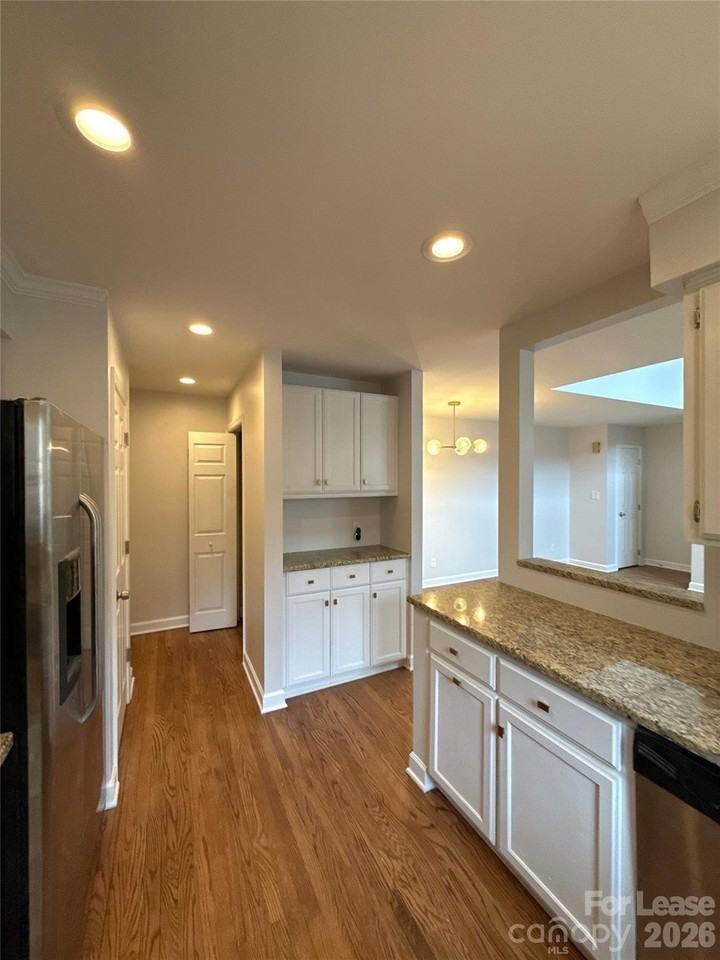 815 Lexington Ave Apt A #A - Photo 6 of 11