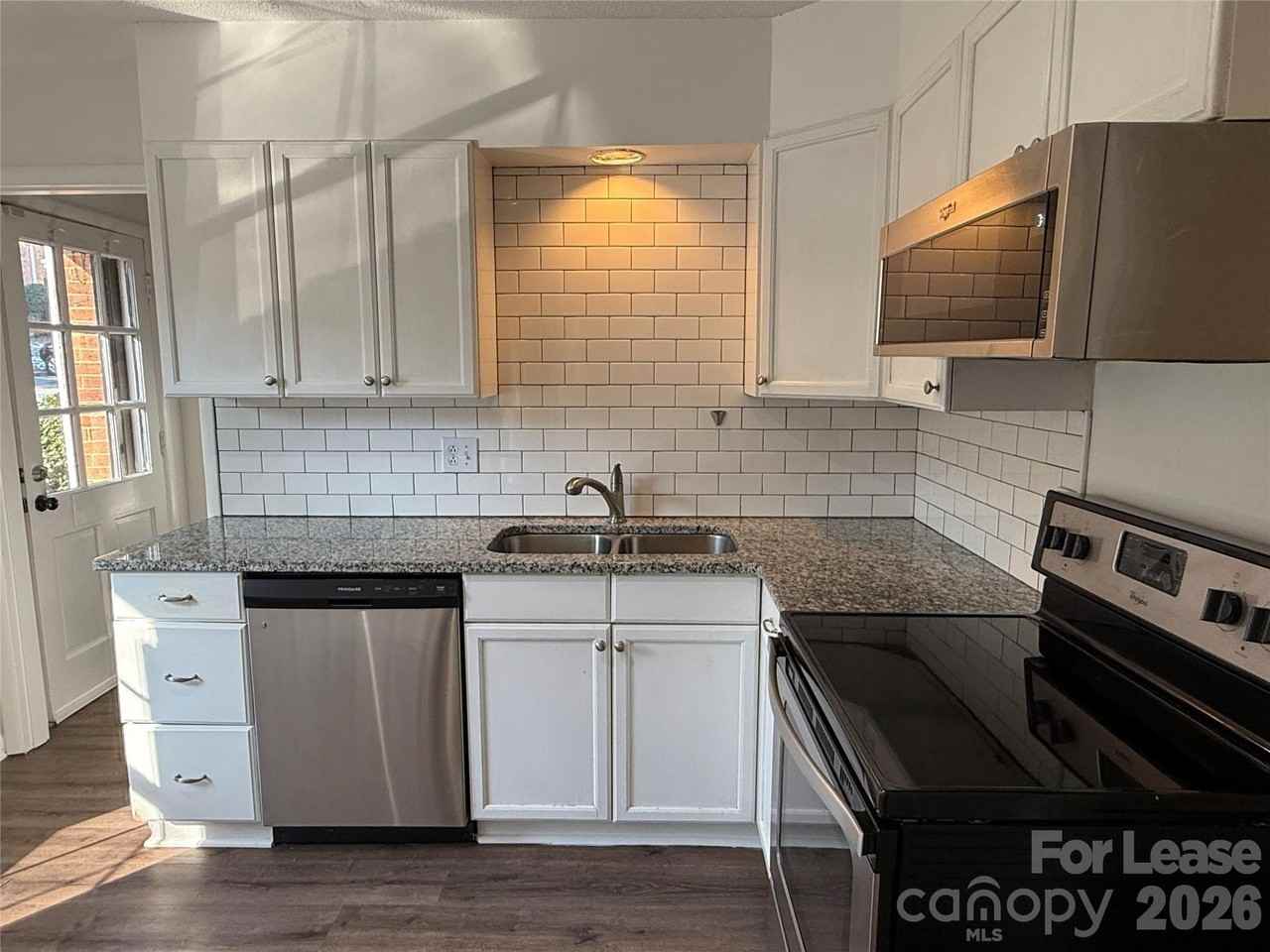 4605 Hedgemore Dr - Photo 3 of 15