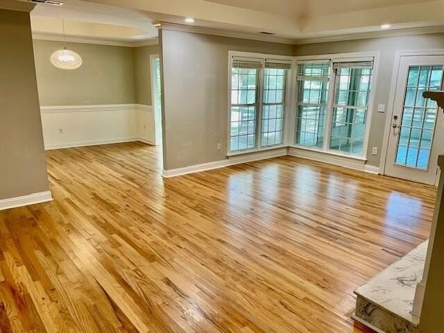 1279 Deep Water Dr - Photo 5 of 26