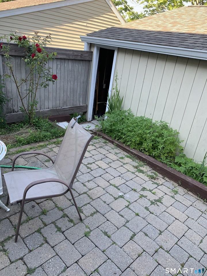 630 Longfellow Dr - Photo 5 of 13