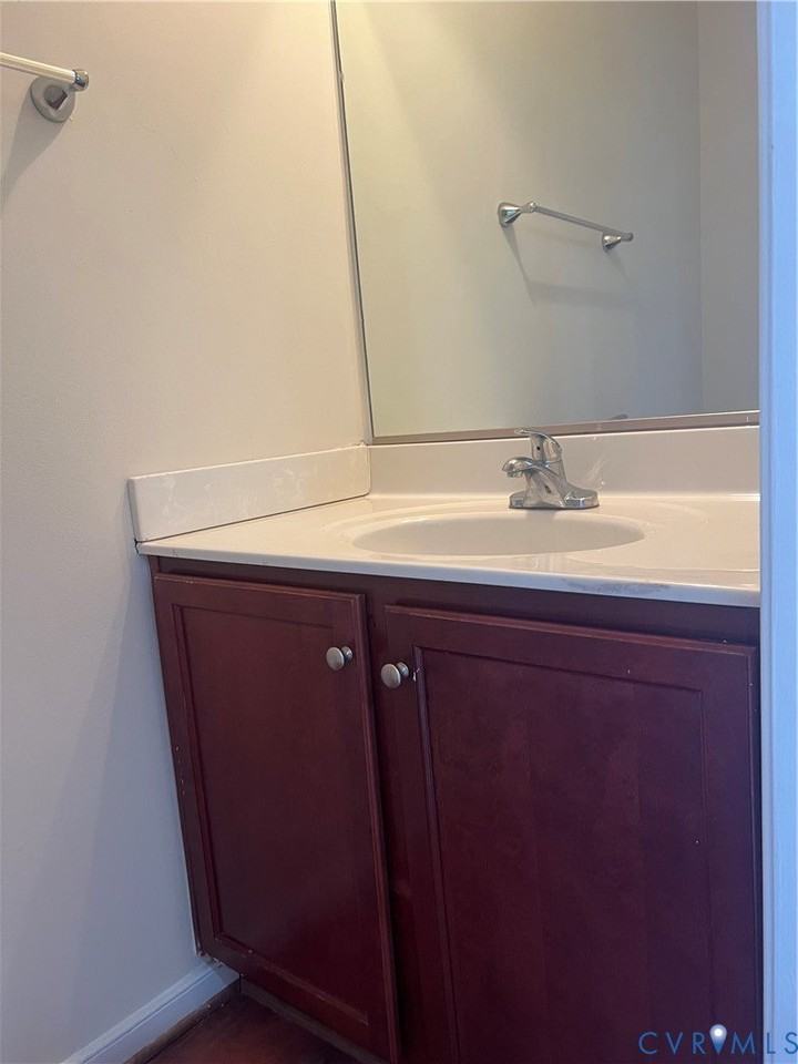 1111 Tabb Ave - Photo 7 of 29