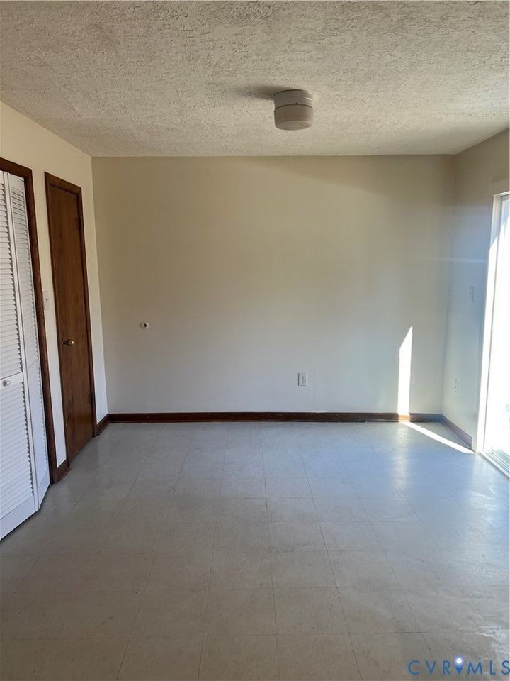 2607 Stedman Dr - Photo 6 of 14