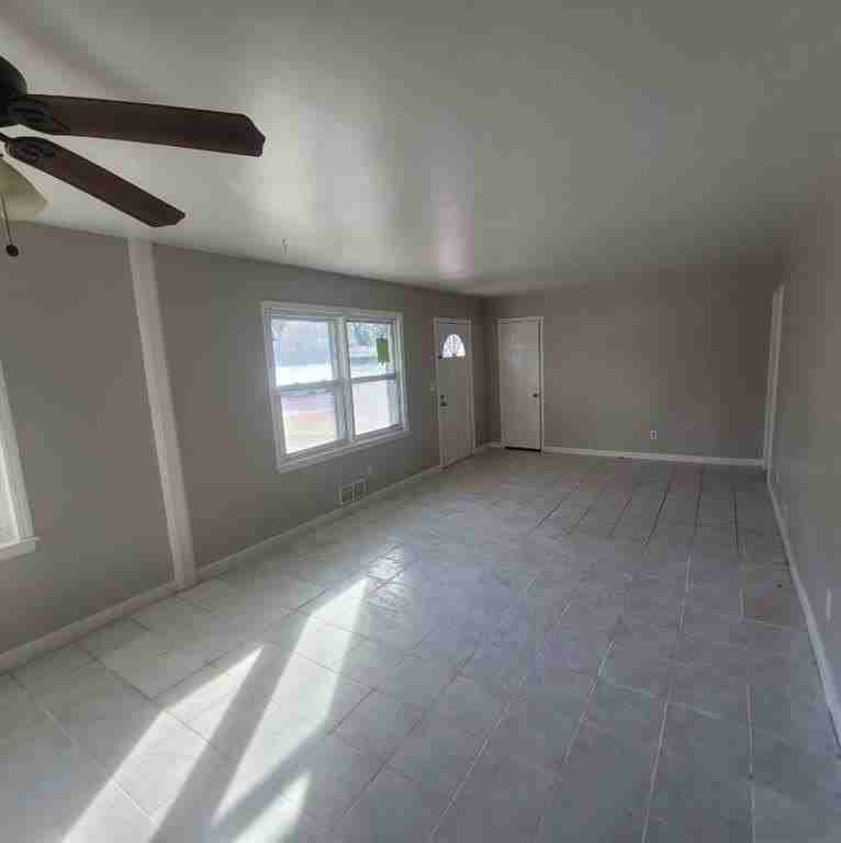 3728 Loren Dr - Photo 2 of 12
